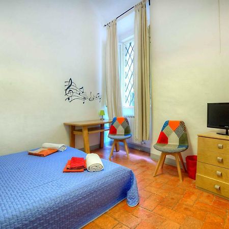 Stilmoderno Nice Apartment In Siena'S Historic Center, Just Steps From Piazza Del Campo Exteriör bild